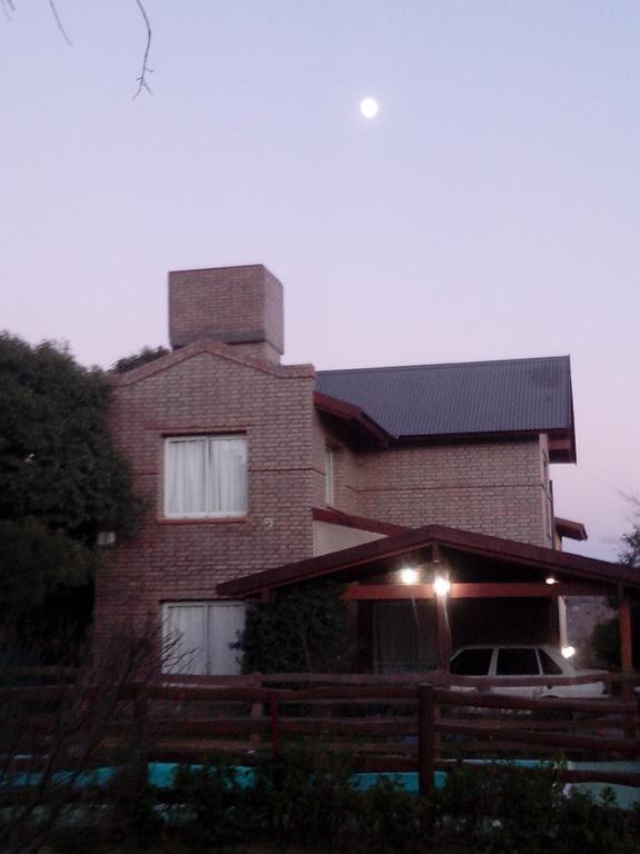 Cabanas El Dominador La Falda Bagian luar foto